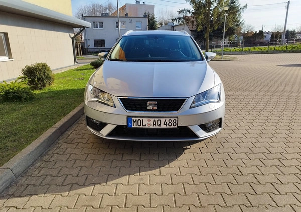 Toyota Avensis cena 37490 przebieg: 222991, rok produkcji 2011 z Międzyzdroje małe 79